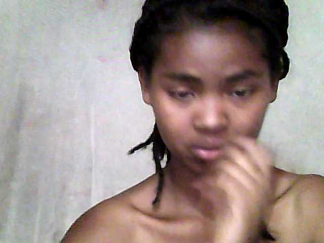 Allycha1's BongaCams show and profile