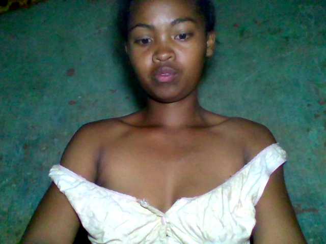 Allycha1's BongaCams show and profile