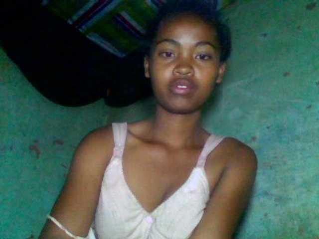 Allycha1's BongaCams show and profile