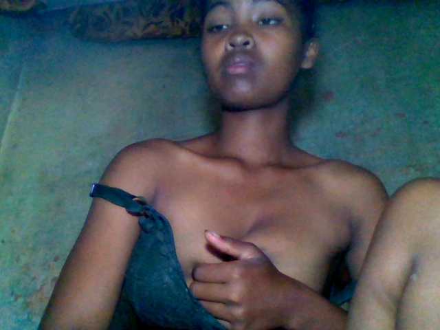 Allycha1's BongaCams show and profile