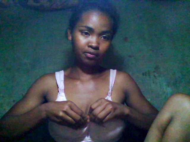 Allycha1's BongaCams show and profile