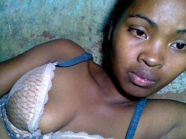 Allycha1's BongaCams show and profile