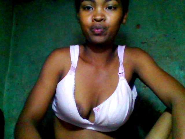 Allycha1's BongaCams show and profile