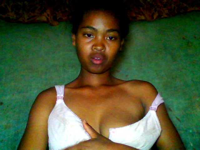 Allycha1's BongaCams show and profile