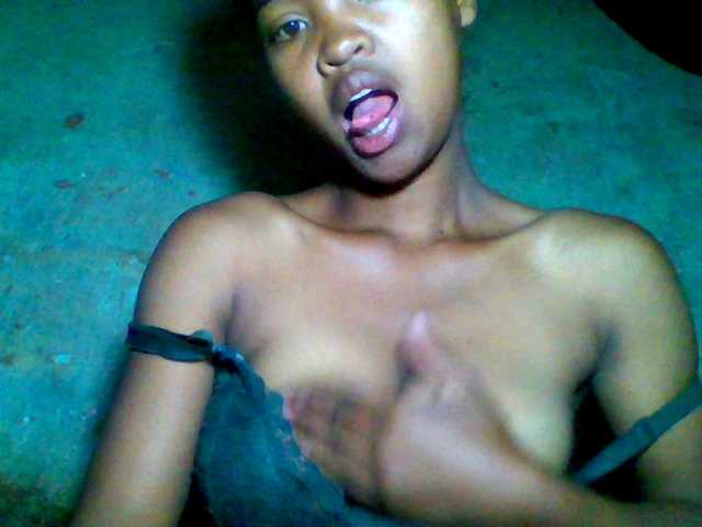 Allycha1's BongaCams show and profile