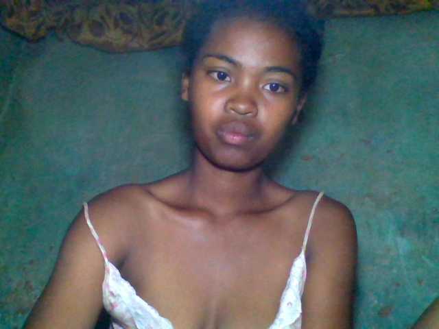 Allycha1's BongaCams show and profile