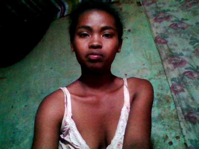 Allycha1's BongaCams show and profile