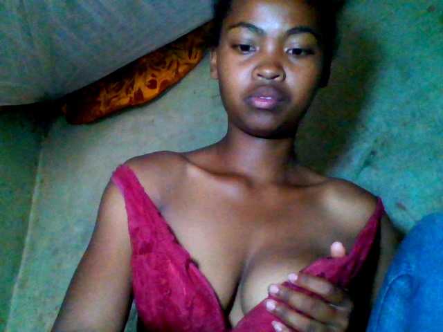 Allycha1's BongaCams show and profile