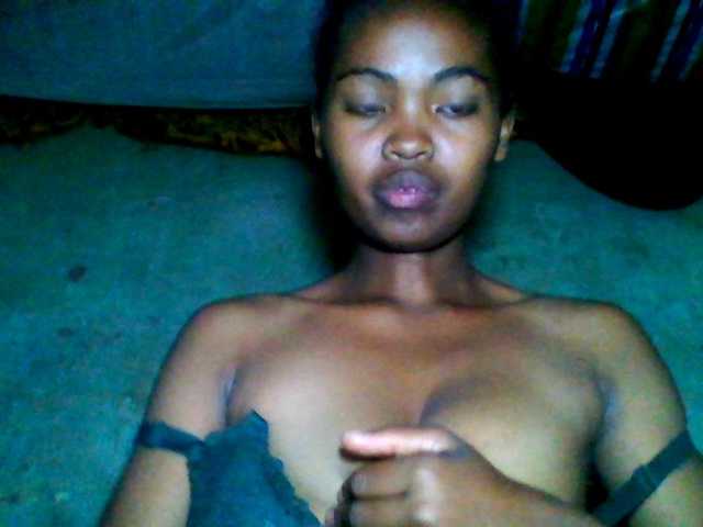 Allycha1's BongaCams show and profile