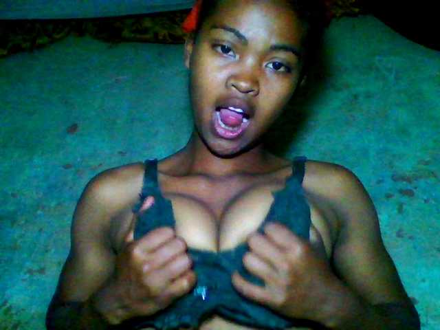 Allycha1's BongaCams show and profile