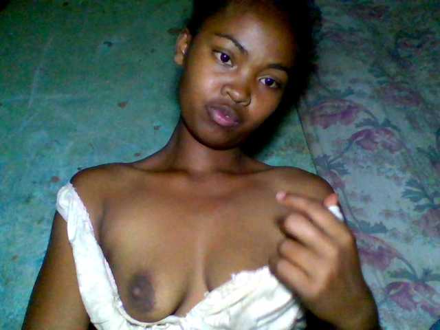 Allycha1's BongaCams show and profile