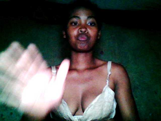 Allycha1's BongaCams show and profile