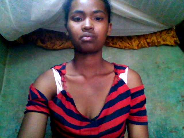 Allycha1's BongaCams show and profile