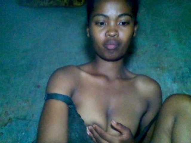 Allycha1's BongaCams show and profile