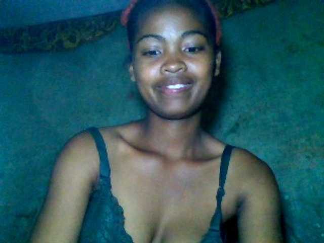 Allycha1's BongaCams show and profile