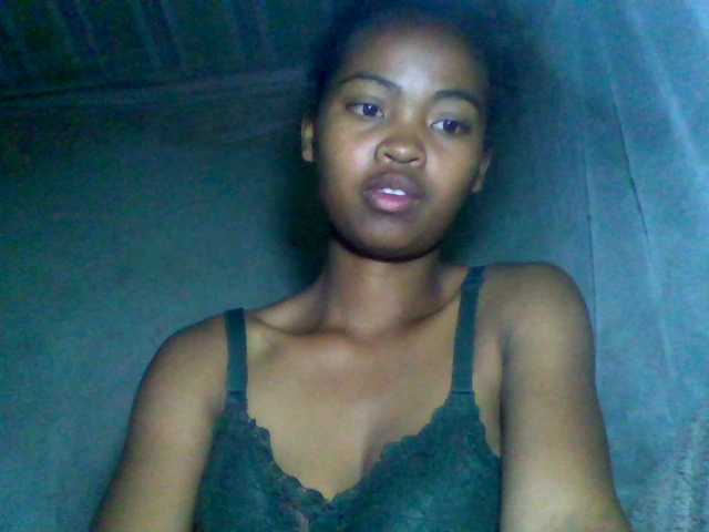 Allycha1's BongaCams show and profile