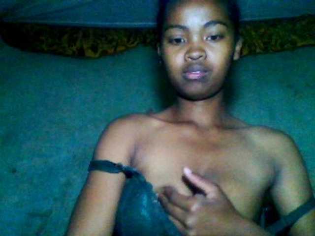 Allycha1's BongaCams show and profile