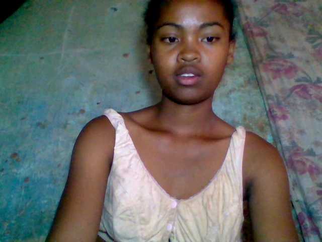 Allycha1's BongaCams show and profile