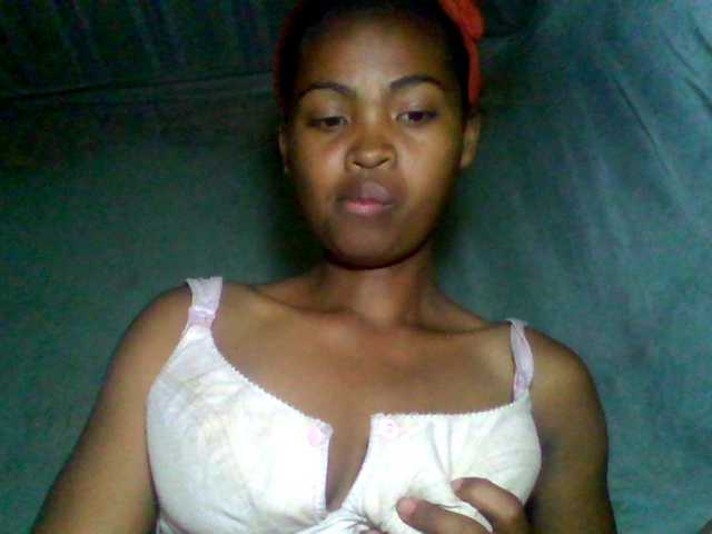 Allycha1's BongaCams show and profile