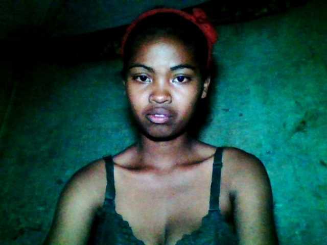 Allycha1's BongaCams show and profile