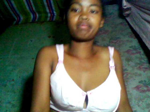 Allycha1's BongaCams show and profile