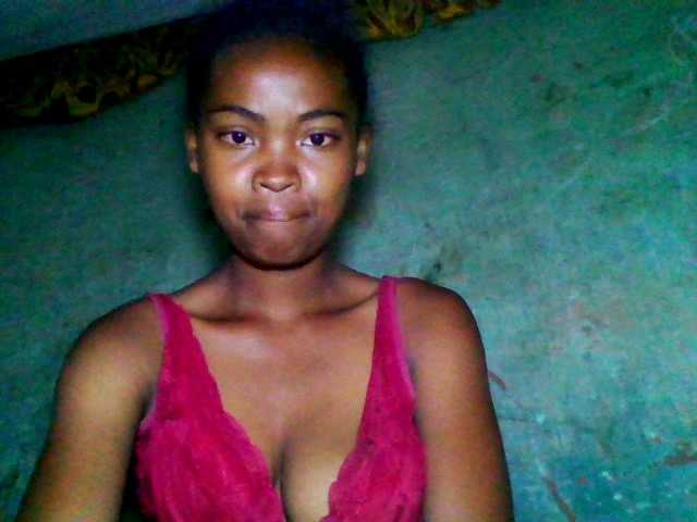 Allycha1's BongaCams show and profile