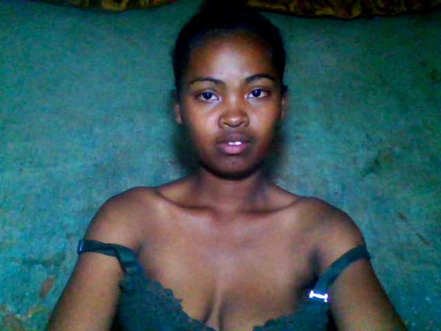 Allycha1's BongaCams show and profile