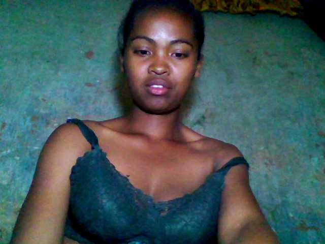 Allycha1's BongaCams show and profile