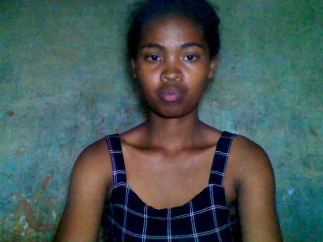 Allycha1's BongaCams show and profile