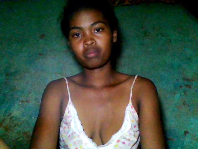 Allycha1's BongaCams show and profile