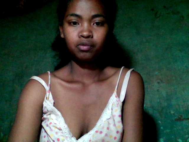 Allycha1's BongaCams show and profile