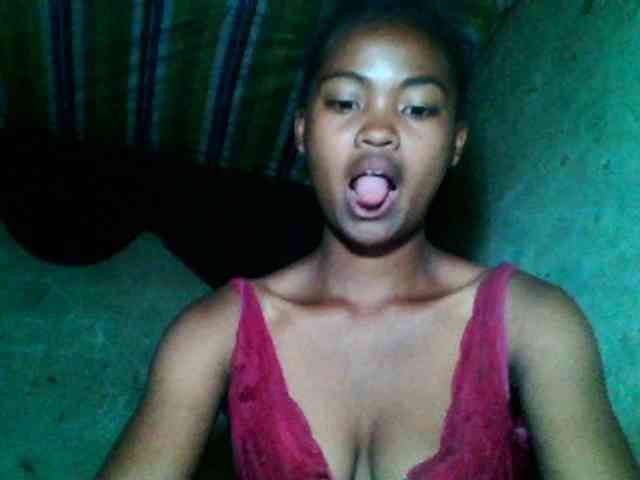 Allycha1 Live Webcam on BongaCams