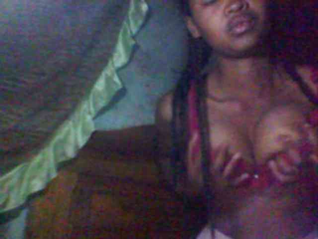 Allycha1 Live Webcam on BongaCams