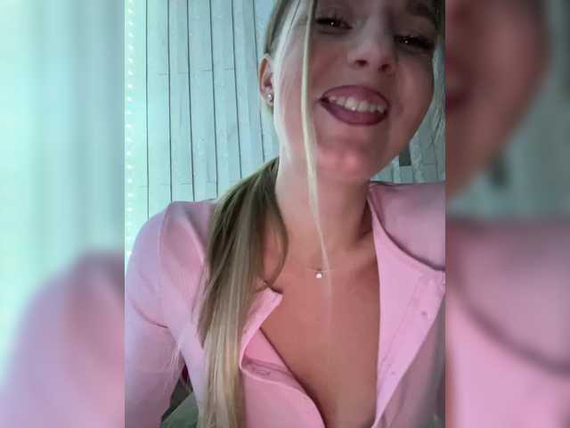 KotiMrrr from BongaCams