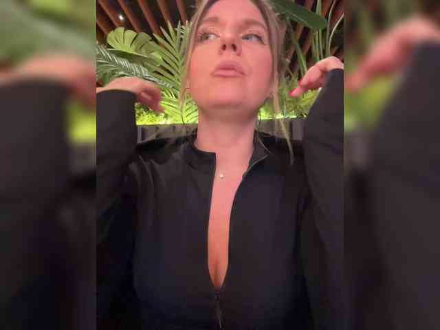 KotiKillerFeaturrrrre webcam