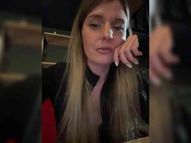 KotiKillerFeaturrrrre webcam