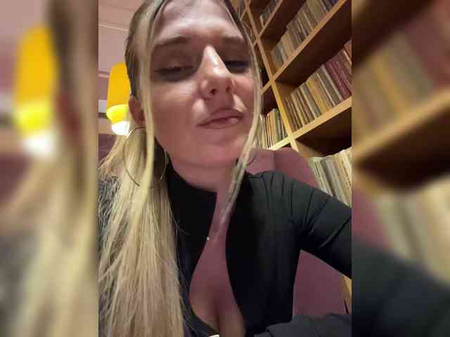 KotiKillerFeaturrrrre webcam