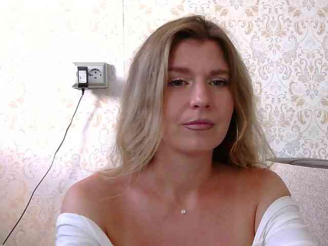 nude cam KotiMrrr