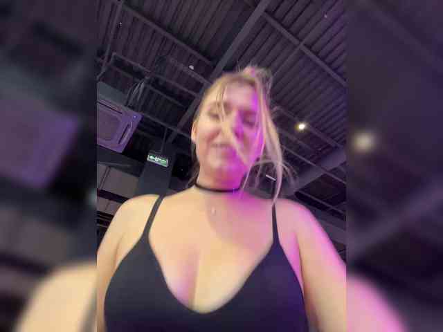 KotiMrrr webcam