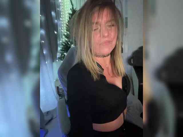 KotiKillerFeaturrrrre webcam