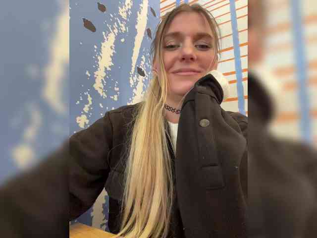 KotiKillerFeaturrrrre webcam