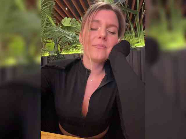 KotiKillerFeaturrrrre webcam