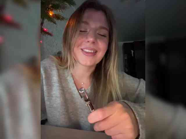 KotiKillerFeaturrrrre webcam