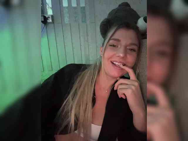 KotiKillerFeaturrrrre webcam