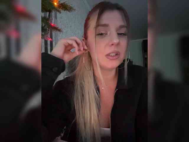 KotiKillerFeaturrrrre webcam