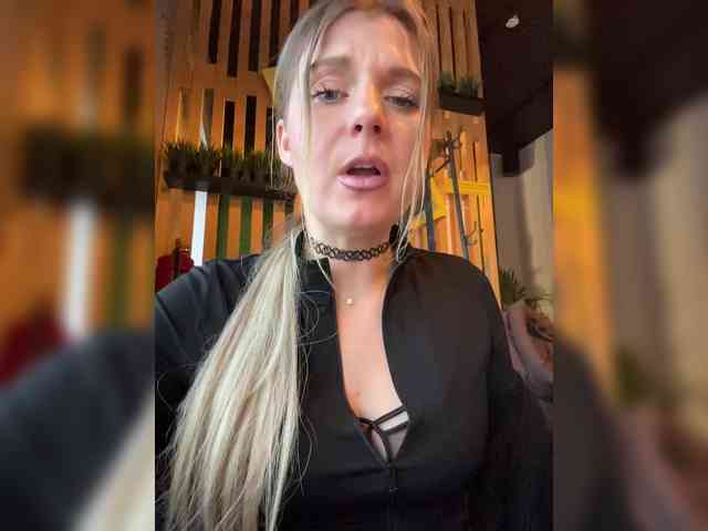 KotiKillerFeaturrrrre webcam