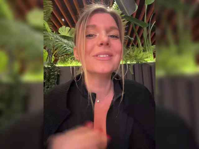 KotiKillerFeaturrrrre webcam