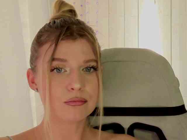 KotiMrrr webcam