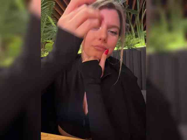 KotiKillerFeaturrrrre webcam