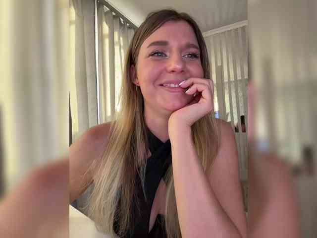 KotiMrrr Live Webcam on BongaCams